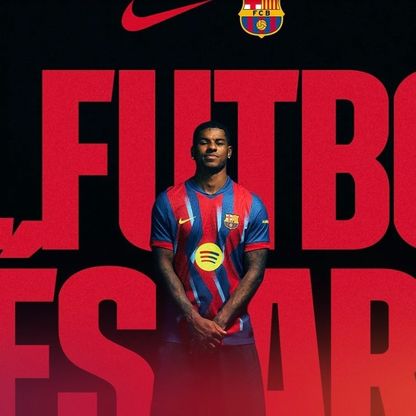 برشلونة يستفز ريال مدريد بقميص احتفالي عن كلاسيكو 2005