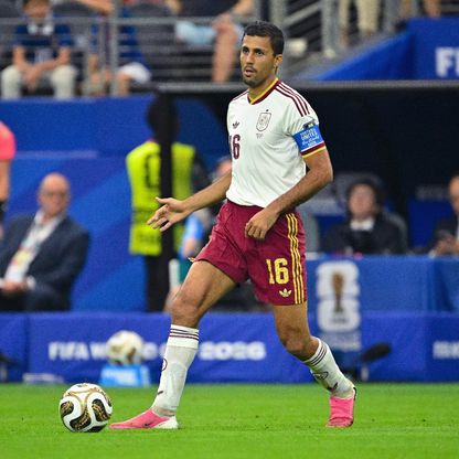 رودري "يحسم" وجهته بين برشلونة وريال مدريد