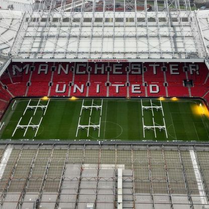 الملياردير الأميركي ليون كوبرمان يزيد حصته في نادي مانشستر يونايتد