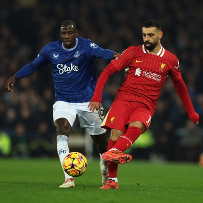 دوكوري ينضم إلى نيوم السعودي بعد مسيرة طويلة بالدوري الإنجليزي