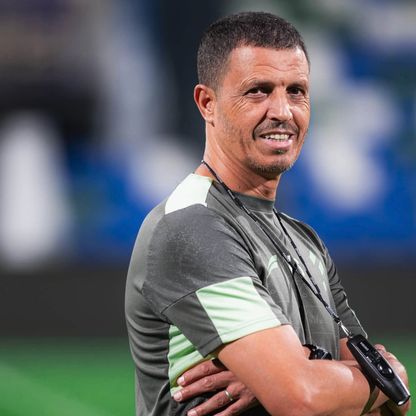 جمال سلامي "مصدوم" بعد هزيمة الفتح ويطالب بمعاقبة زياد الجري