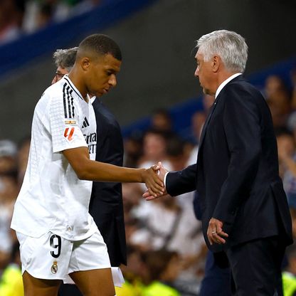 اختيارات كارلو أنشيلوتي لأفضل لاعب في العالم 2025