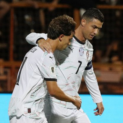 كريستيانو رونالدو يدافع عن جواو فيليكس ضد "حمقى لا يفهمون كرة القدم"