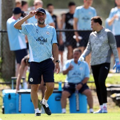 غوارديولا يُشيد بمواهب شمال إفريقيا ويُذكّر بمحرز ومنتخب المغرب