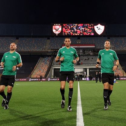 انقلبت الآية.. الزمالك يفتح النار على حكم تمسك باختياره سابقاً