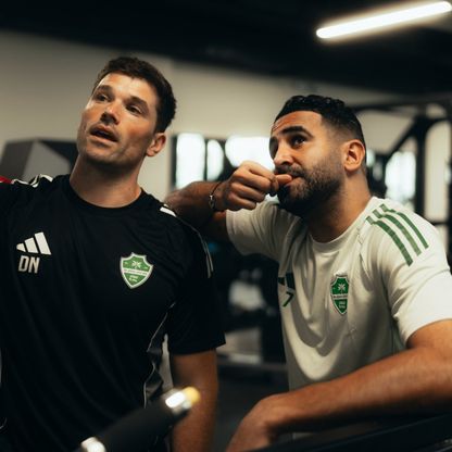 تشكيلة الأهلي المتوقعة أمام التعاون.. هل يشارك رياض محرز؟