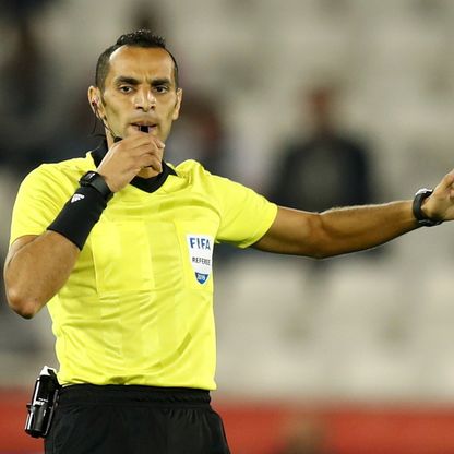 تحكيم جزائري بمساعدة مصرية في مواجهة مانشستر سيتي والعين