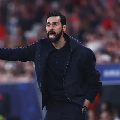 مدرب ريال مدريد ألفارو أربيلوا خلال مواجهة بنفيكا في ذهاب ملحق ثمن نهائي دوري أبطال أوروبا - 17 فبراير 2026