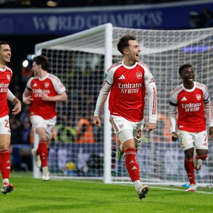 غاري نيفيل كان ينتظر المزيد من نجمين جديدين في أرسنال