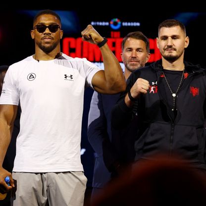 آل الشيخ يعلن بطاقة نزالات "The Comeback" في جدة بمشاركة جوشوا وثلاثي سعودي