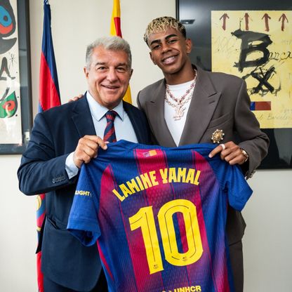 من هو النادي الذي عرض 250 مليون يورو لشراء لامين يامال من برشلونة؟