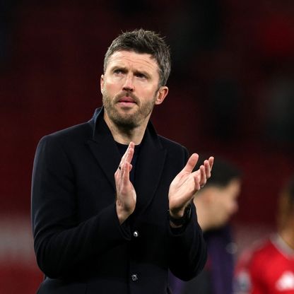 مانشستر يونايتد يكافئ كاريك "المبهر"