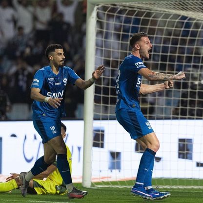 سافيتش الأفضل وريبوتشو الأسوأ في مباراة الهلال والخليج