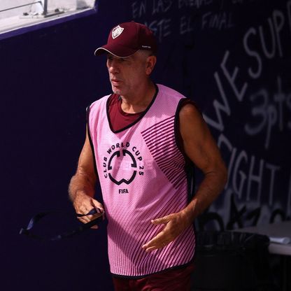 مدرب فلومينينسي مُتخوف من الهلال لهذا السبب