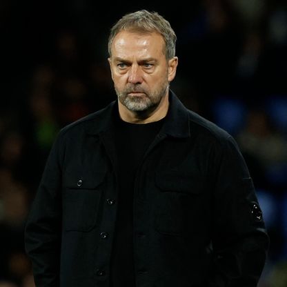 فليك ينتفض ضد الحكم مانزانو: الجميع شاهد ما حدث وهناك مشكلة