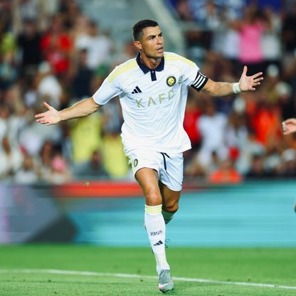 كيف رد تن هاغ على سؤال محرج عن"هاتريك" كريستيانو رونالدو؟