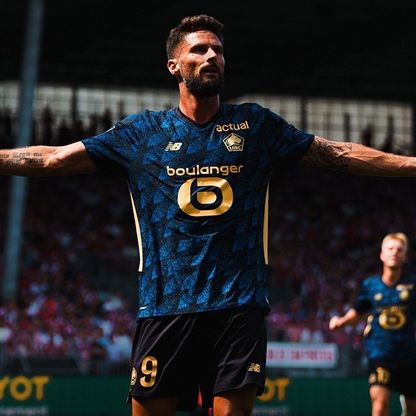 بعد 11 دقيقة.. "العجوز" جيرو يسجل هدفاً تاريخياً مع ليل