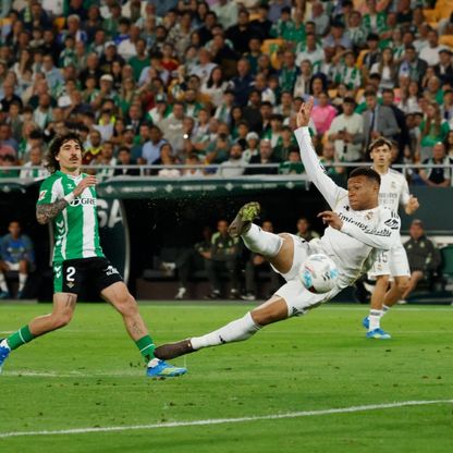 شاهد.. بيتيس يصعق ريال مدريد في 90+4 وقد يجبره على ممر شرفي