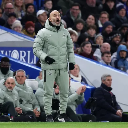 إنزو ماريسكا مدرب تشيلسي خلال مباراة أرسنال في الدوري الإنجليزي الممتاز - 30 نوفمبر 2025