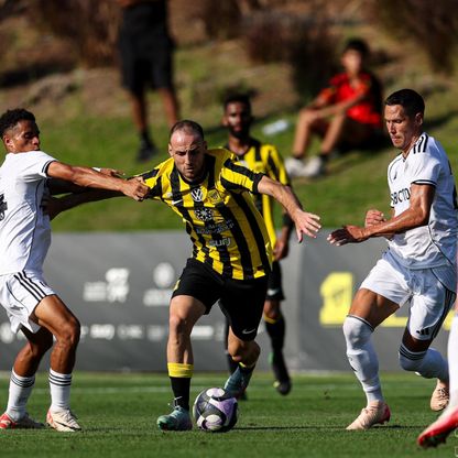 رغم ثنائية بنزيما.. خسارة كبيرة للاتحاد أمام فولهام