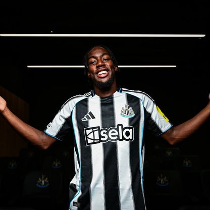 سلاح فتاك بجوار إيزاك.. نيوكاسل يضم إيلانغا نجم نوتنغهام