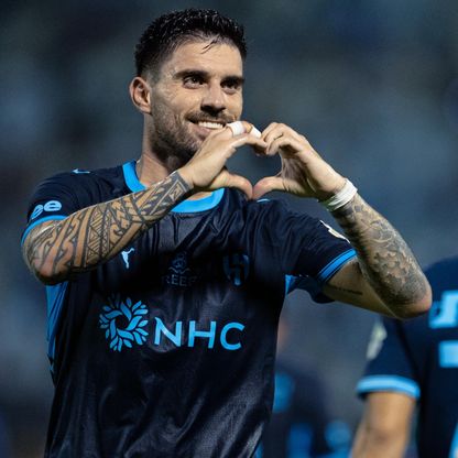 نيفيز الأفضل وبونو بين الأسوأ في قمة الهلال والقادسية
