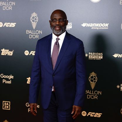 أسطورة إفريقيا جورج ويا يفتح النار على "كاف" لسحب لقب كأس الأمم من السنغال