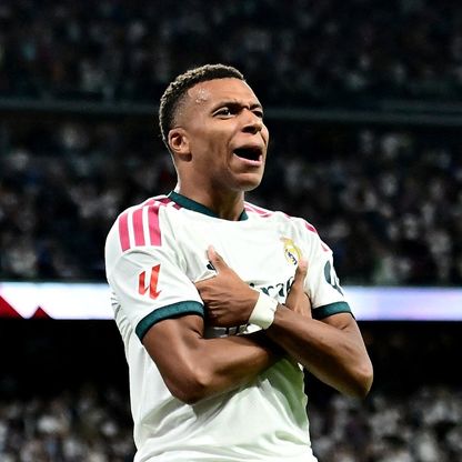 "محاباة" كيليان مبابي تنذر بأزمة في ريال مدريد