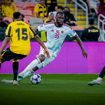 الشوط الأول.. الاتحاد يسيطر ودفاع الوحدة يستبسل