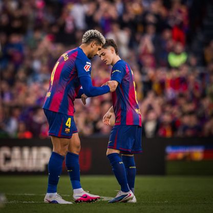 غافي يشكر زملاءه في برشلونة ويتحدث عن علاقته بالمدرب فليك