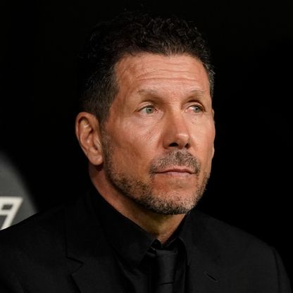 سيميوني: أتلتيكو لم يخسر أمام ريال مدريد بسبب الحكم