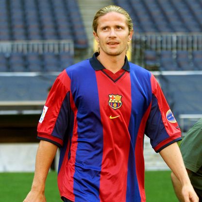 "وصمة عار".. تصريح صادم من بوتي عن فترة لعبه مع برشلونة