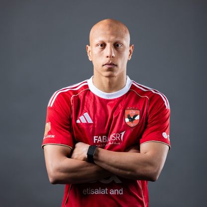 ثاني الصفقات الشتوية.. الأهلي المصري يضم المدافع عمرو الجزار