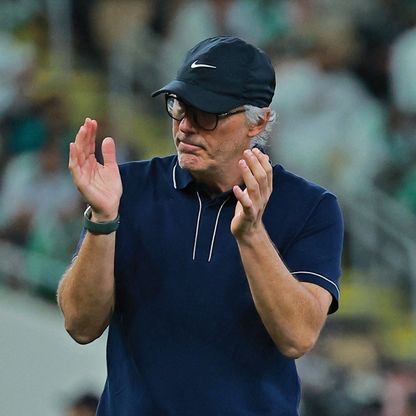 لوران بلان يشيد بفريقه الاتحاد وتطور الكرة السعودية