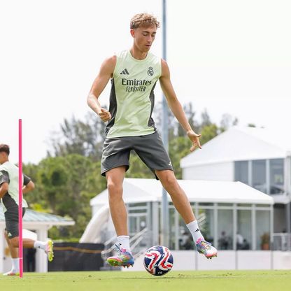 هويسن.. كنز تكتيكي في أوراق تشابي ألونسو