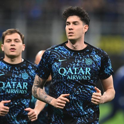 وفاء أليساندرو باستوني لإنتر ميلان يحبط مساعي برشلونة