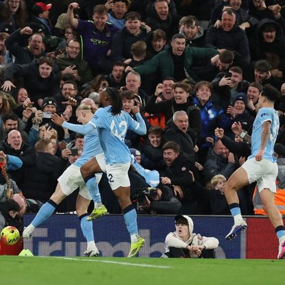 شاهد.. سيتي ينتفض ليخطف فوزاً قاتلاً على ليفربول بركلة جزاء من هالاند