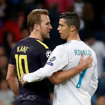 كريستيانو رونالدو وهاري كين خلال لقاء بين ريال مدريد وتوتنهام بدوري أبطال أوروبا - 18 أكتوبر 2017