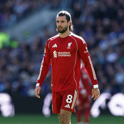 ليفربول يضمن استمرار قائد مشروع "ما بعد محمد صلاح"