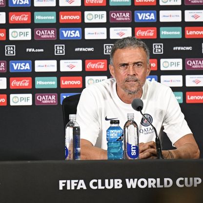 إنريكي: أشجع برشلونة واللعب ضد ريال مدريد محفز دائماً