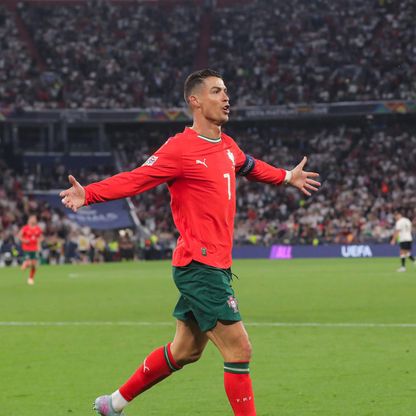 رونالدو: إسبانيا الأفضل بالعالم.. ولدى البرتغال أسلحة الفوز