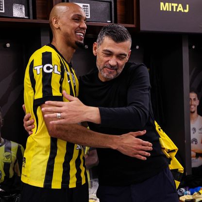 مدرب الاتحاد مرتاح للفوز على الخليج وفابينيو يحتفي بمباراته الـ100