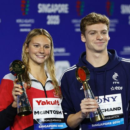 الكندية ماكنتوش تُنهي بطولة العالم لألعاب الماء بإنجاز فريد