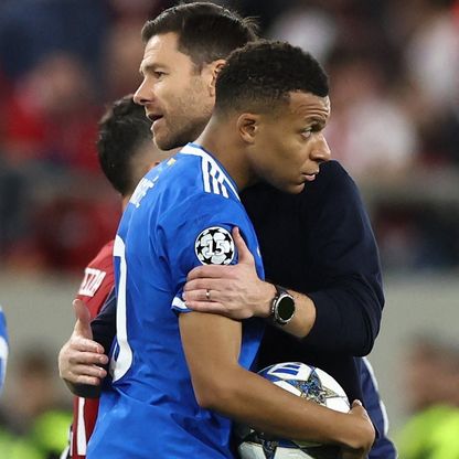 ألونسو يرد على لابورتا و"انقسامات ريال مدريد" ويعلن عودة 3 لاعبين