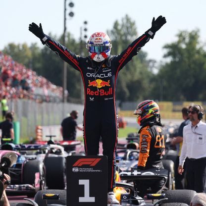 فرشتابن يفوز بسباق إيطاليا ومكلارين يتفادى أزمة مع سائقيه