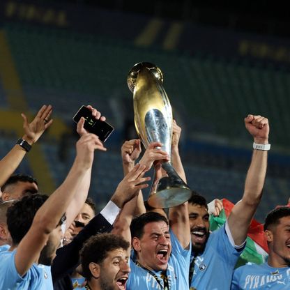 الاتحاد الإفريقي يحدد موعد وملعب نهائي كأس السوبر