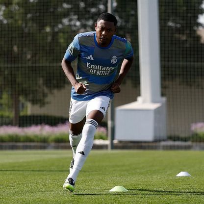 الدوري السعودي يغري ألابا وسيبايوس بالرحيل عن ريال مدريد