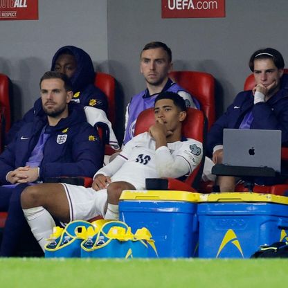 ليس مثل نغولو كانتي.. نجم إنجلترا السابق يشير إلى عنصرية ضد جود بيلينغهام