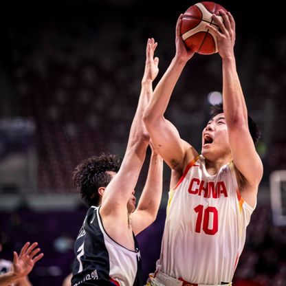 الصين تتأهل بصعوبة إلى المربع الذهبي في كأس آسيا لكرة السلة