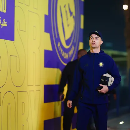 كريستيانو رونالدو قائد النصر خلال وصوله إلى ملعب الأول بارك قبل مباراة ضمك في الدوري السعودي - 21 مايو 2026